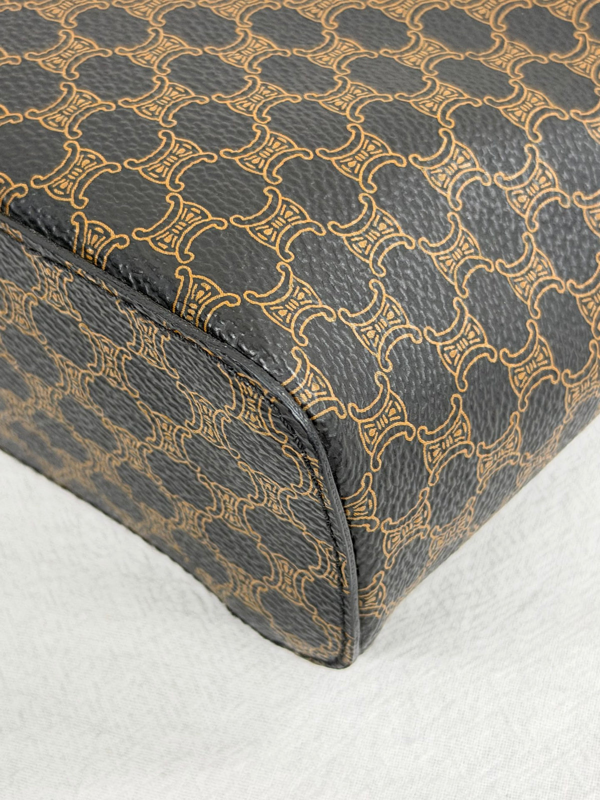CELINE Macadam Vinly Box