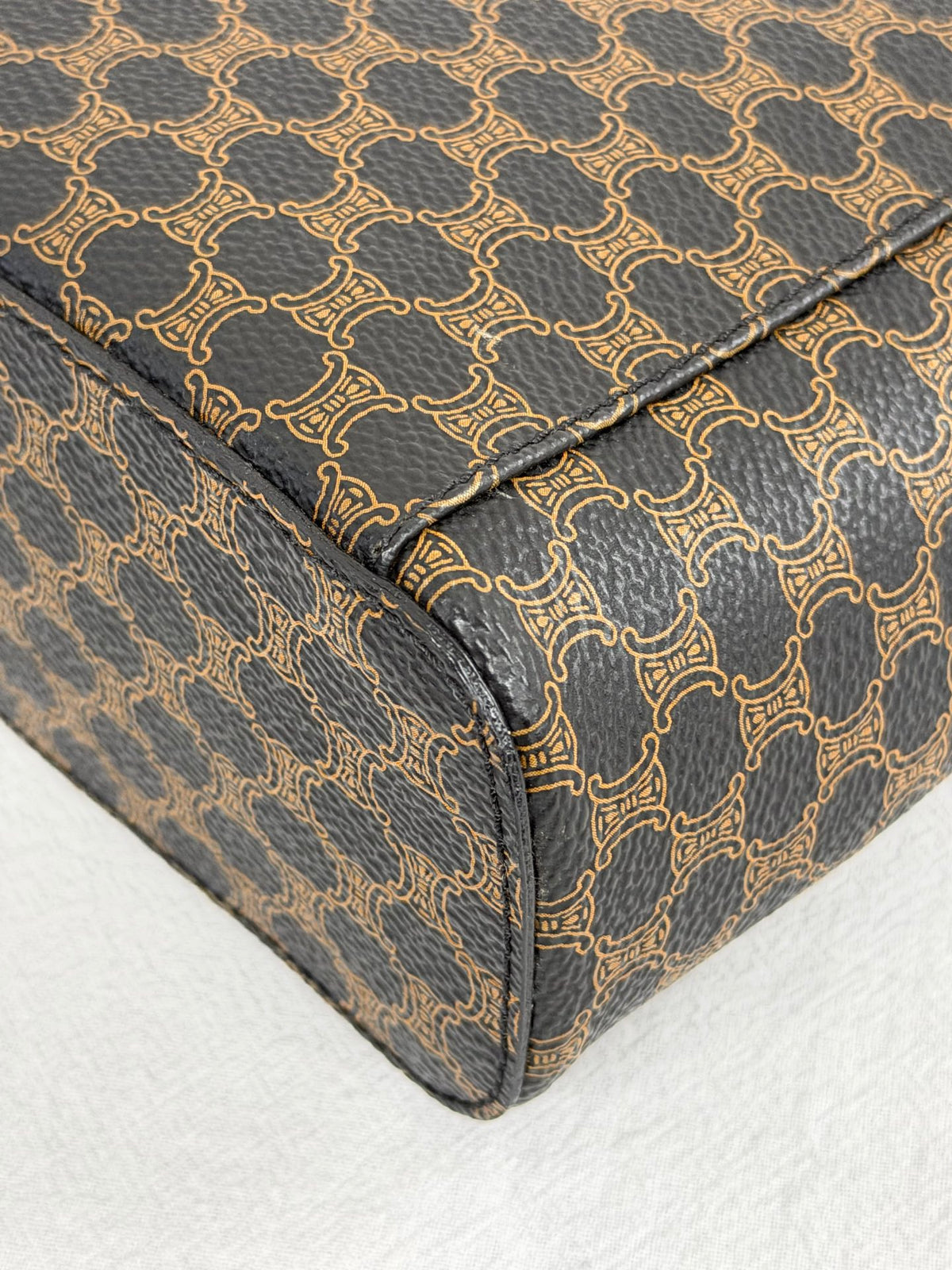 CELINE Macadam Vinly Box