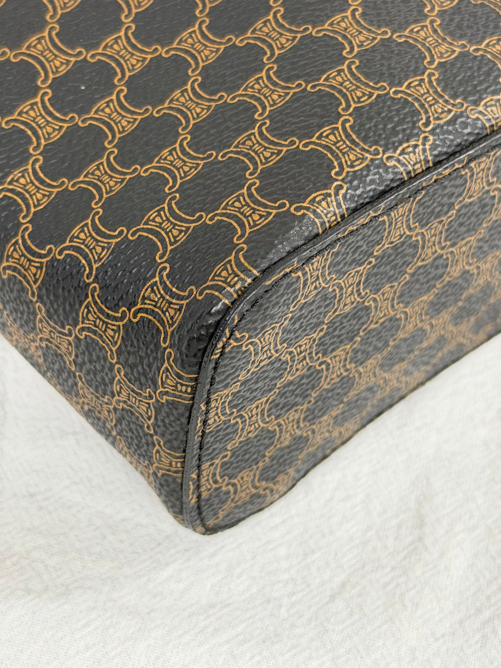 CELINE Macadam Vinly Box