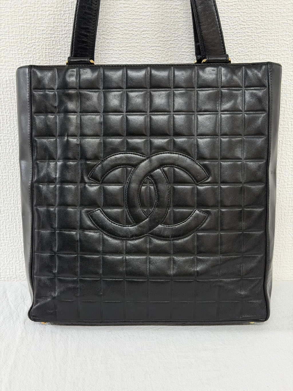 CHANEL Chocolate Bar Tote bag