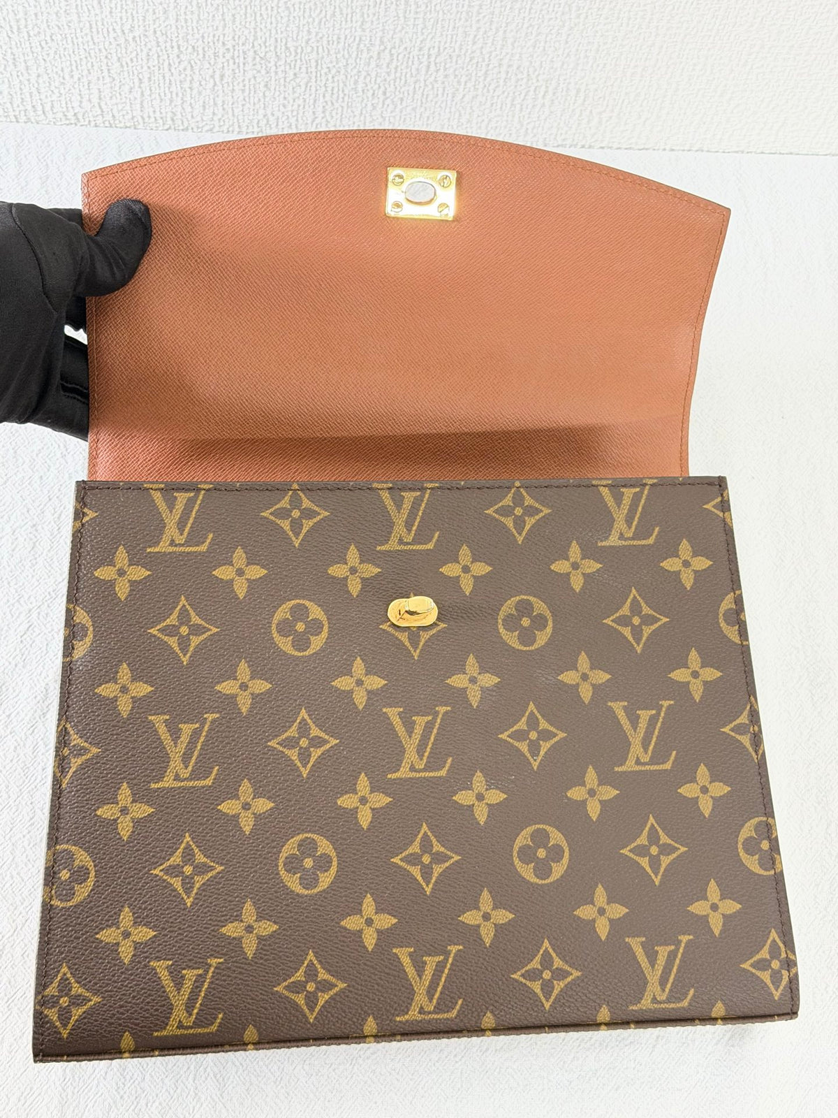 LOUIS VUITTON Monogram Kelly Handbag