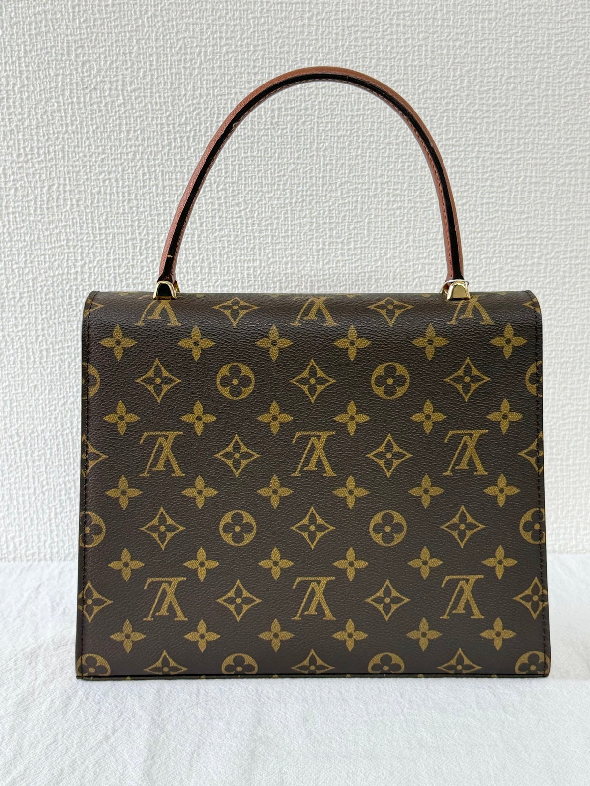 LOUIS VUITTON Monogram Kelly Handbag