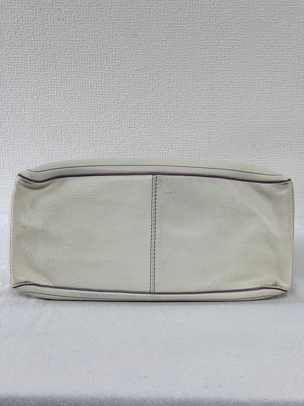 CELINE White Leather Boogie Handbag