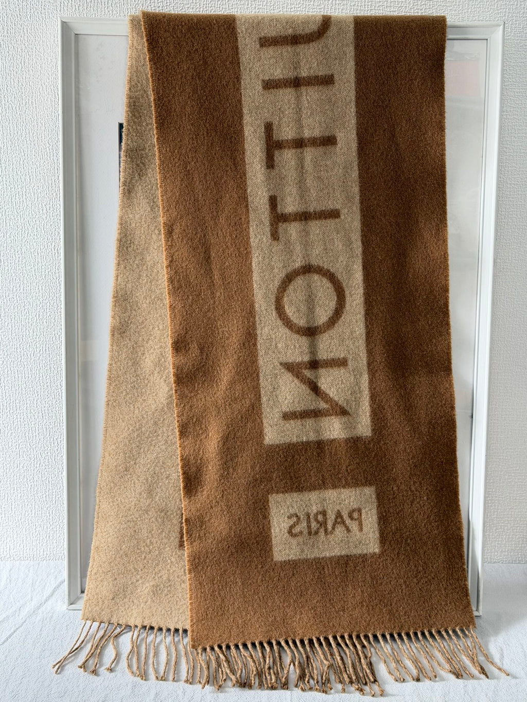 LOUIS VUITTON Logo Cashemere Scarf