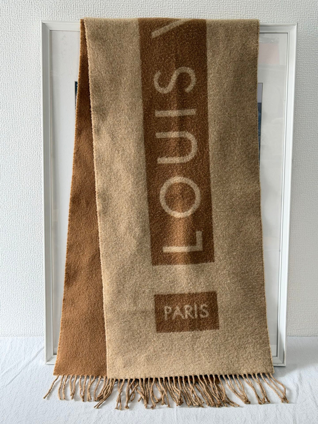 LOUIS VUITTON Logo Cashemere Scarf