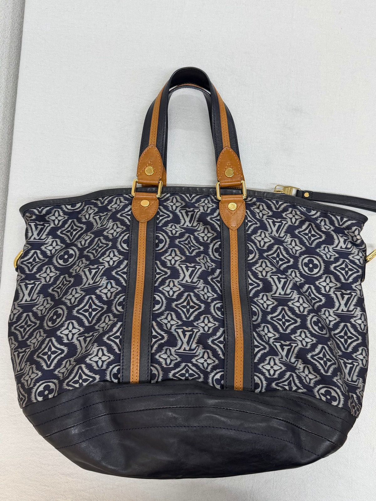 LOUIS VUITTON Limited Edition Aviator Bag