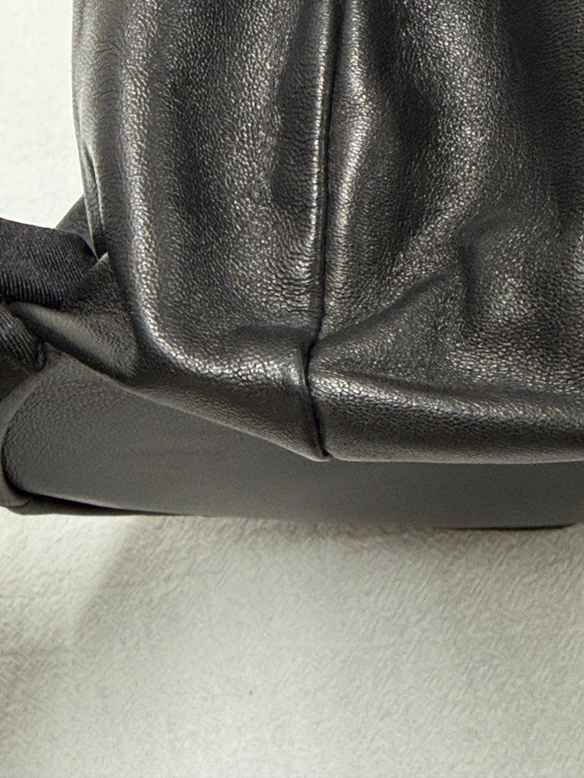 CHANEL Lambksin Bucketbag
