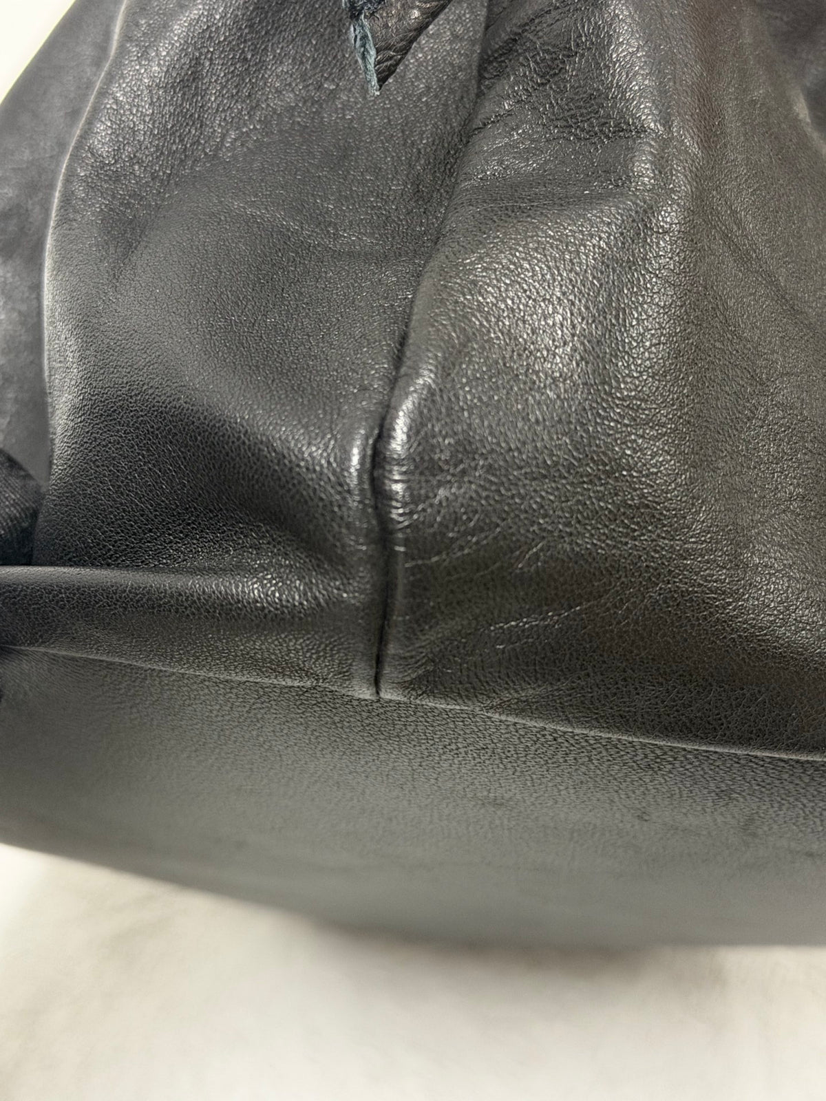 CHANEL Lambksin Bucketbag
