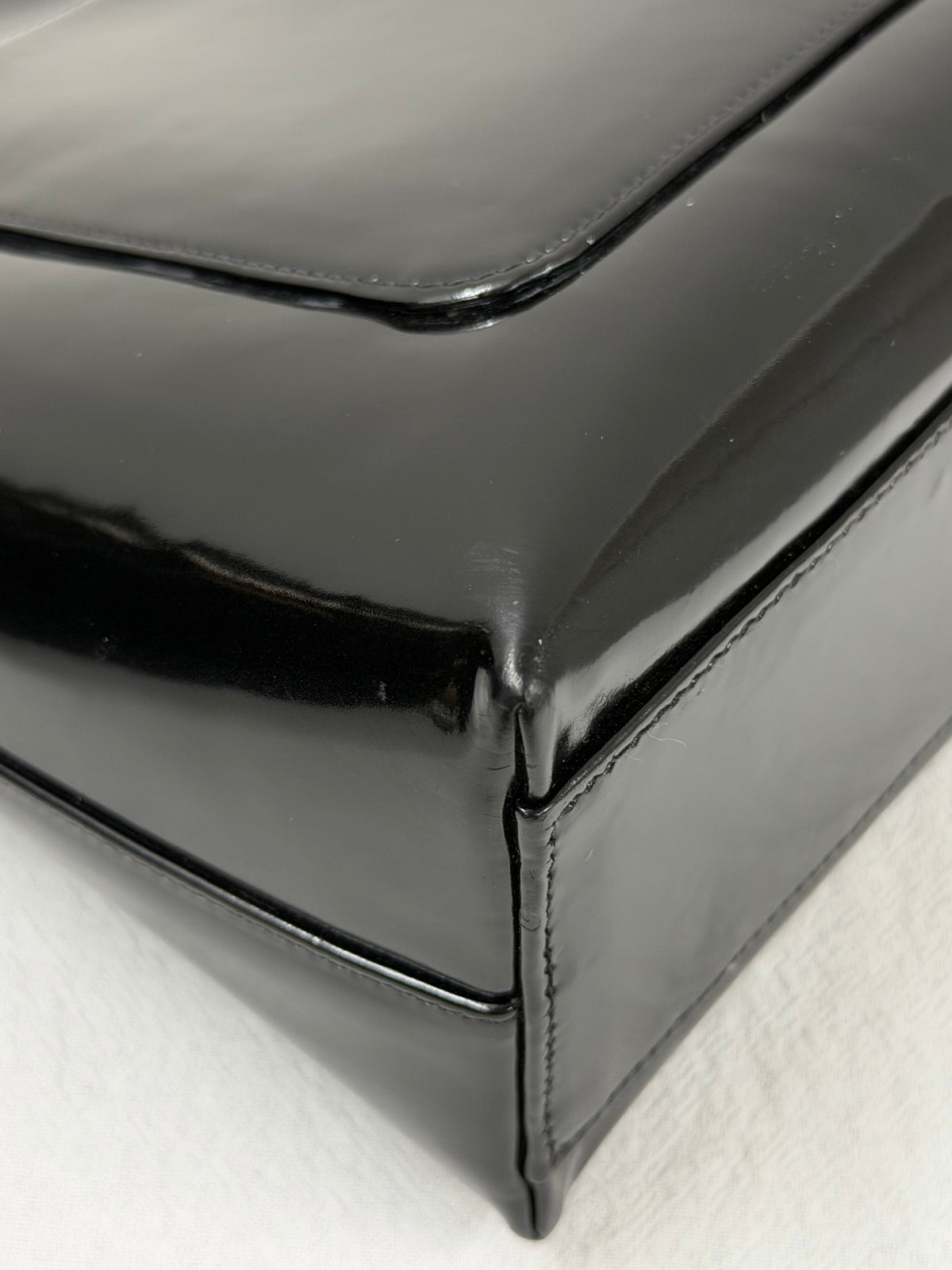 Chanel  Patent Leather CC Chain  Bag