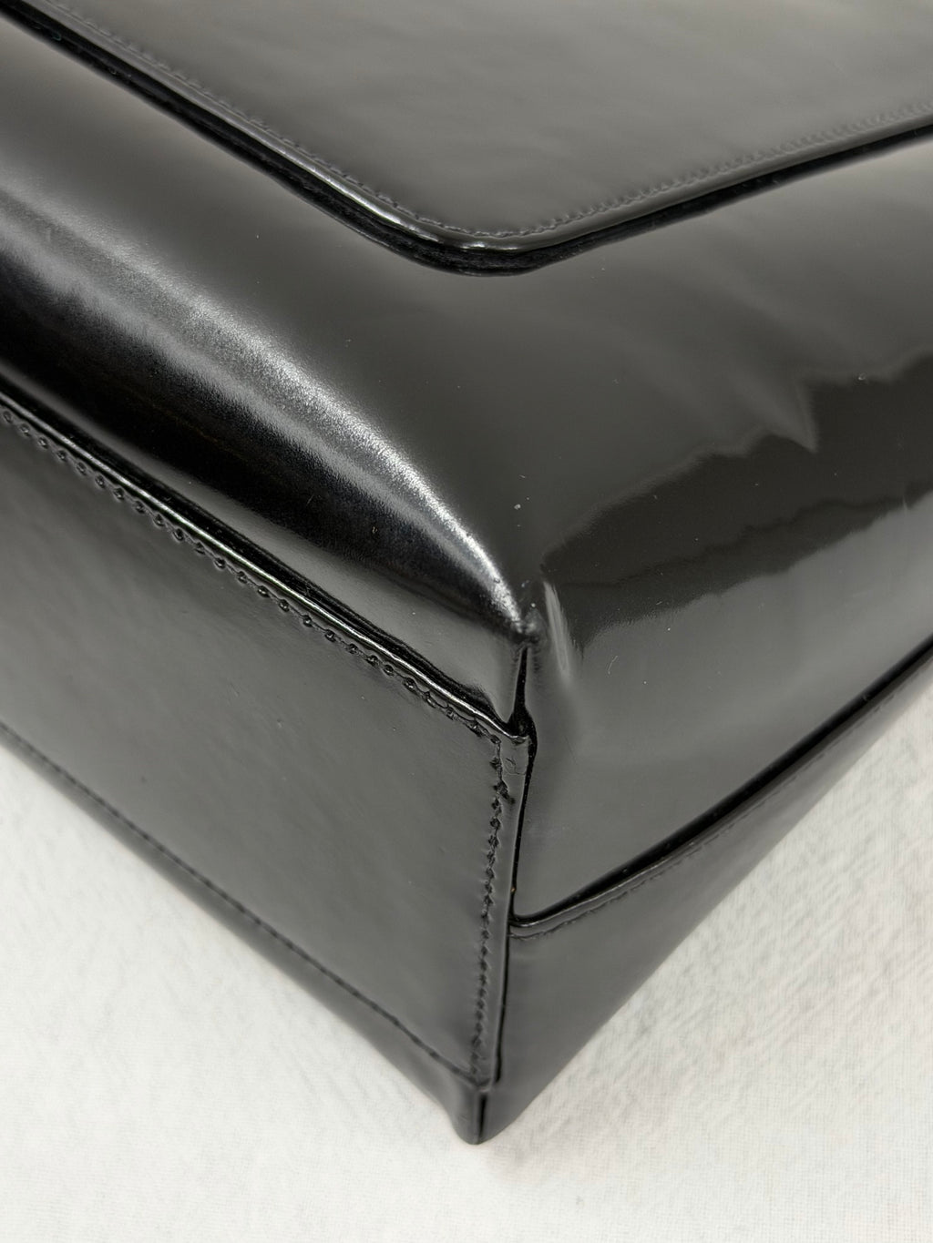 Chanel  Patent Leather CC Chain  Bag