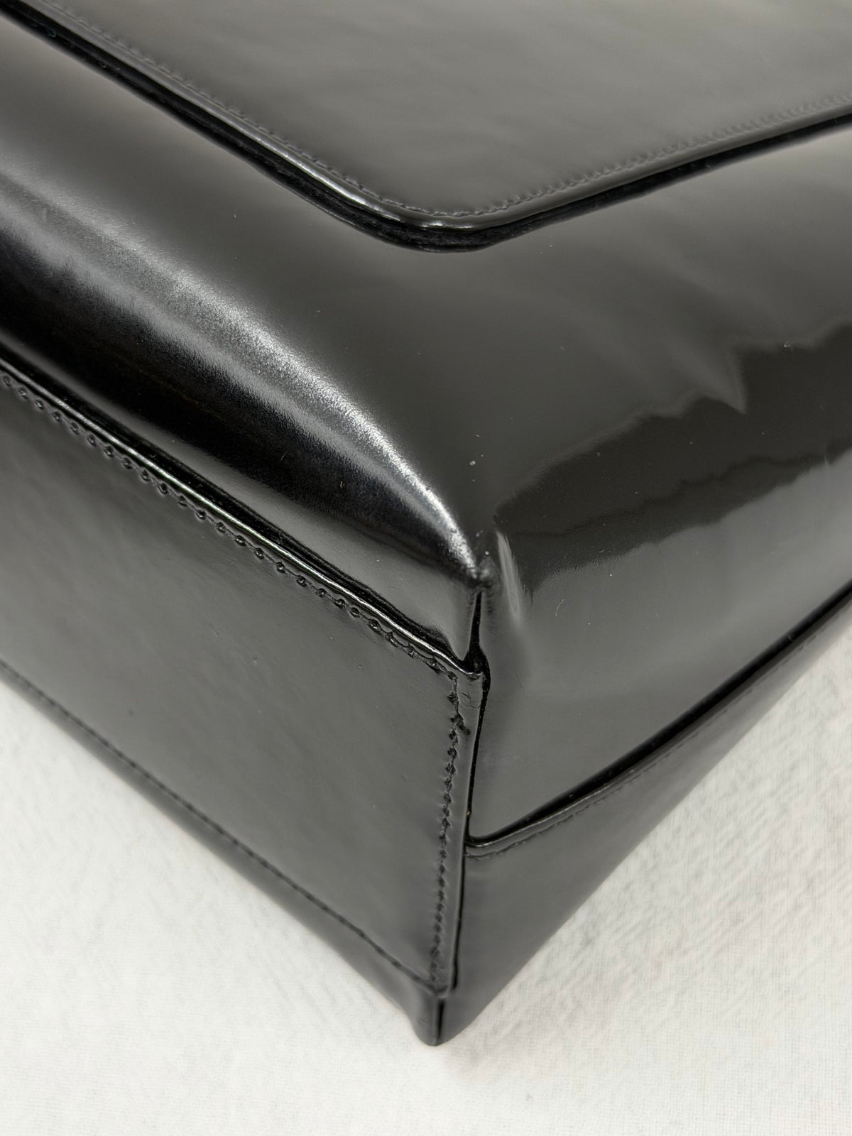 Chanel  Patent Leather CC Chain  Bag