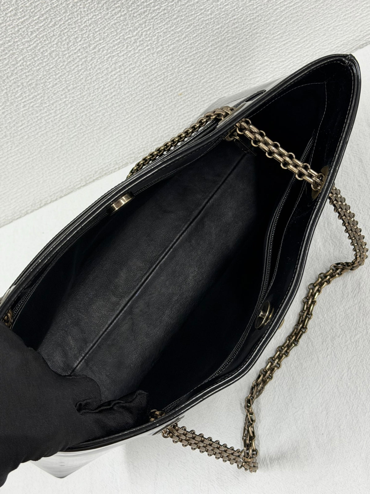 Chanel  Patent Leather CC Chain  Bag