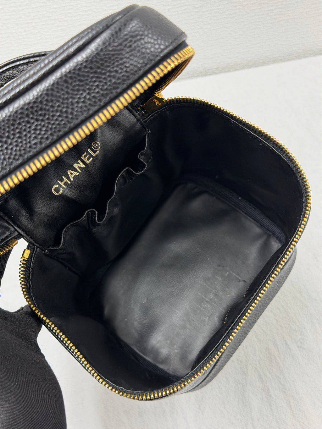 CHANEL Cavier Skin Vanity Case