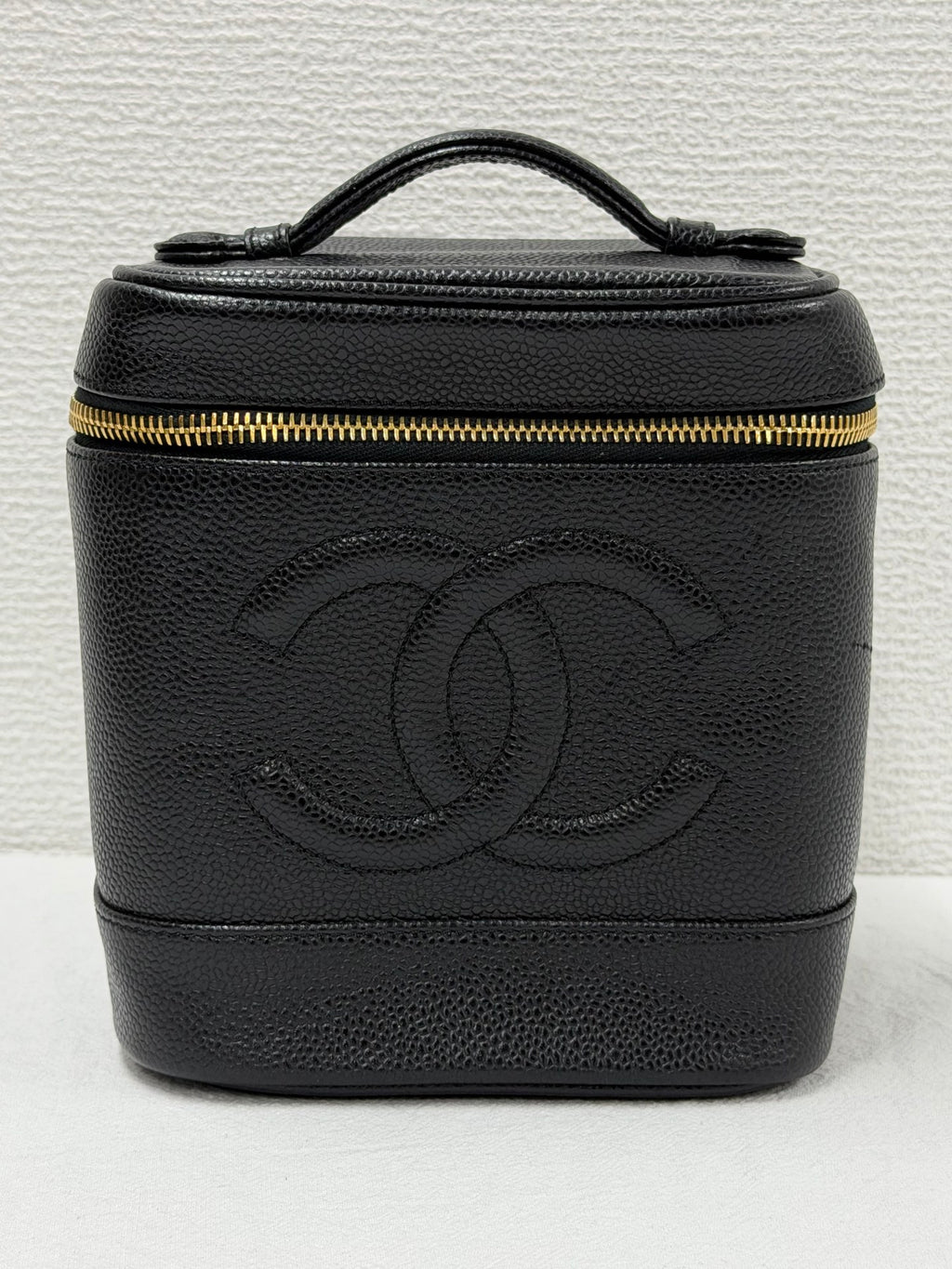 CHANEL Cavier Skin Vanity Case