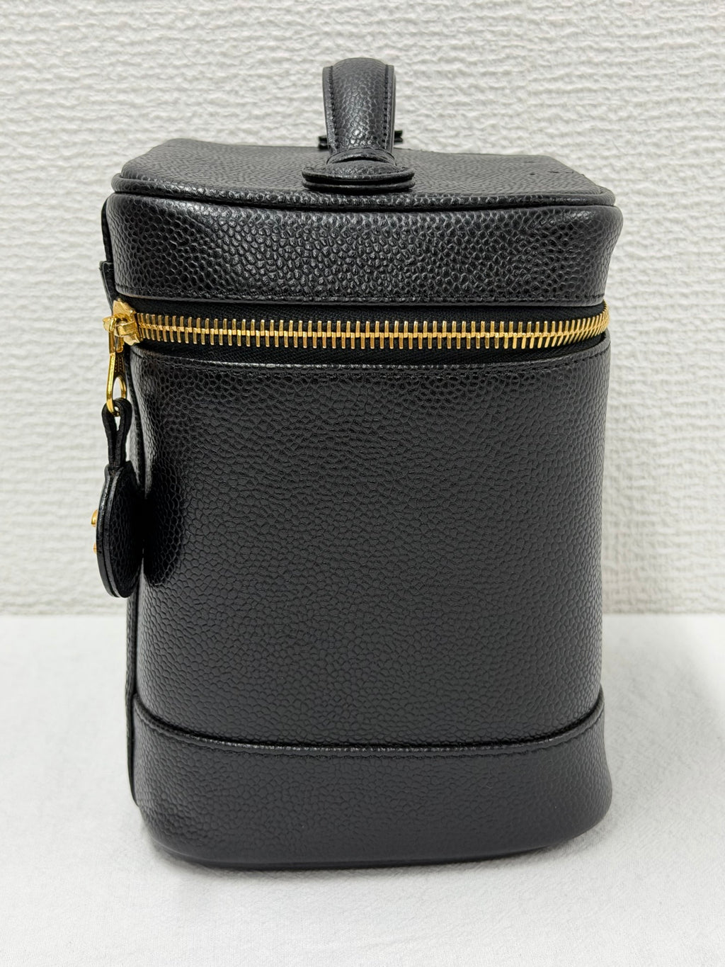 CHANEL Cavier Skin Vanity Case