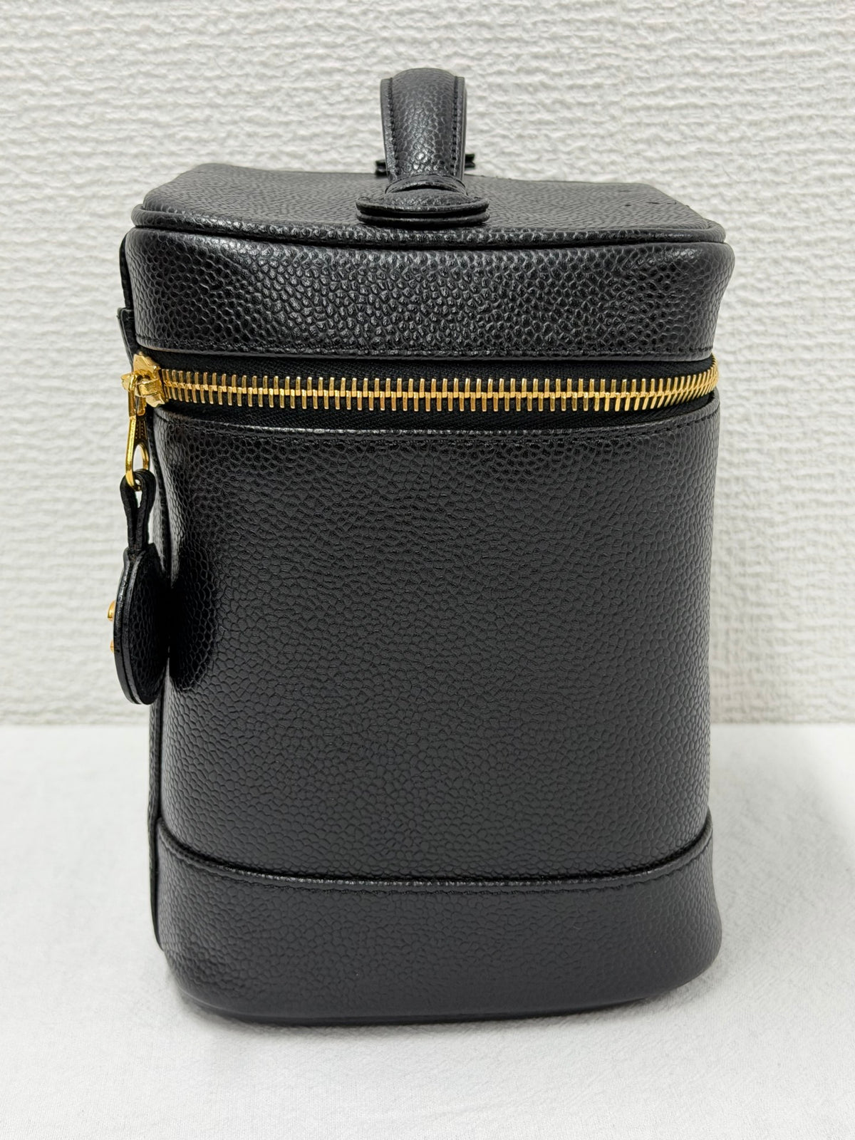 CHANEL Cavier Skin Vanity Case