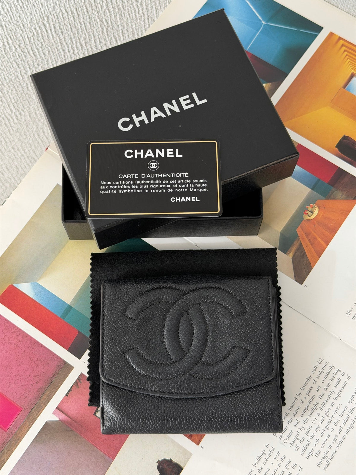 CHANEL Double C Cavier 2way Bifold Wallet