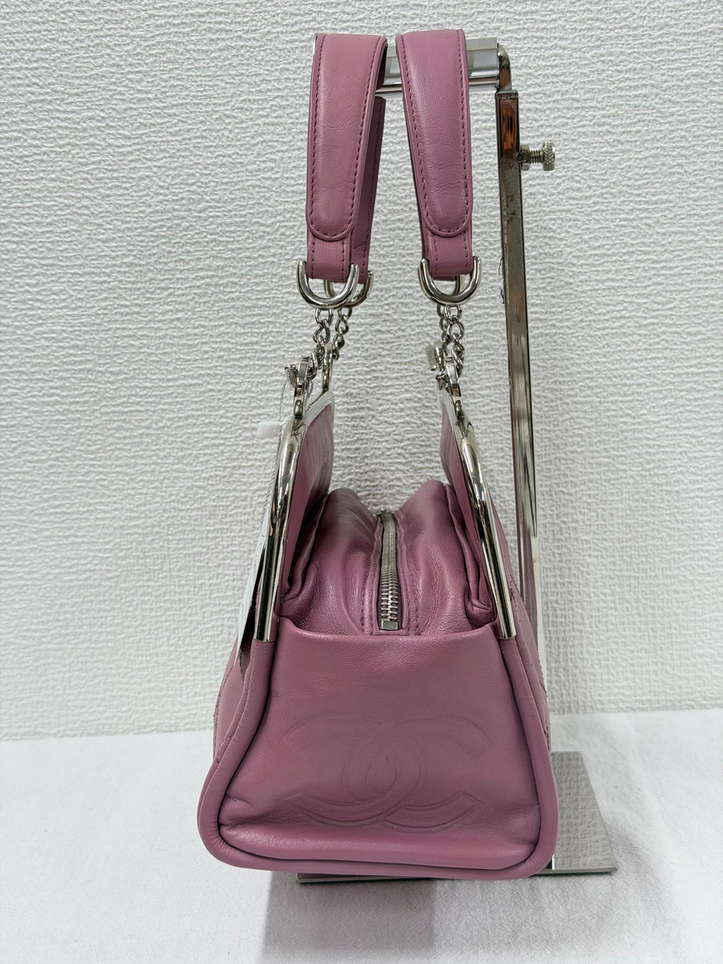 CHANEL Ultimate Soft Quilted Lambskin Frame Bag with CC Toggle Charm Pink