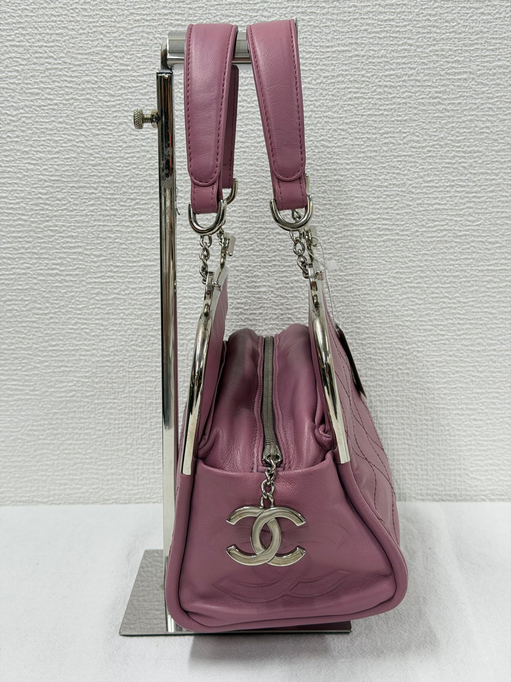 CHANEL Ultimate Soft Quilted Lambskin Frame Bag with CC Toggle Charm Pink