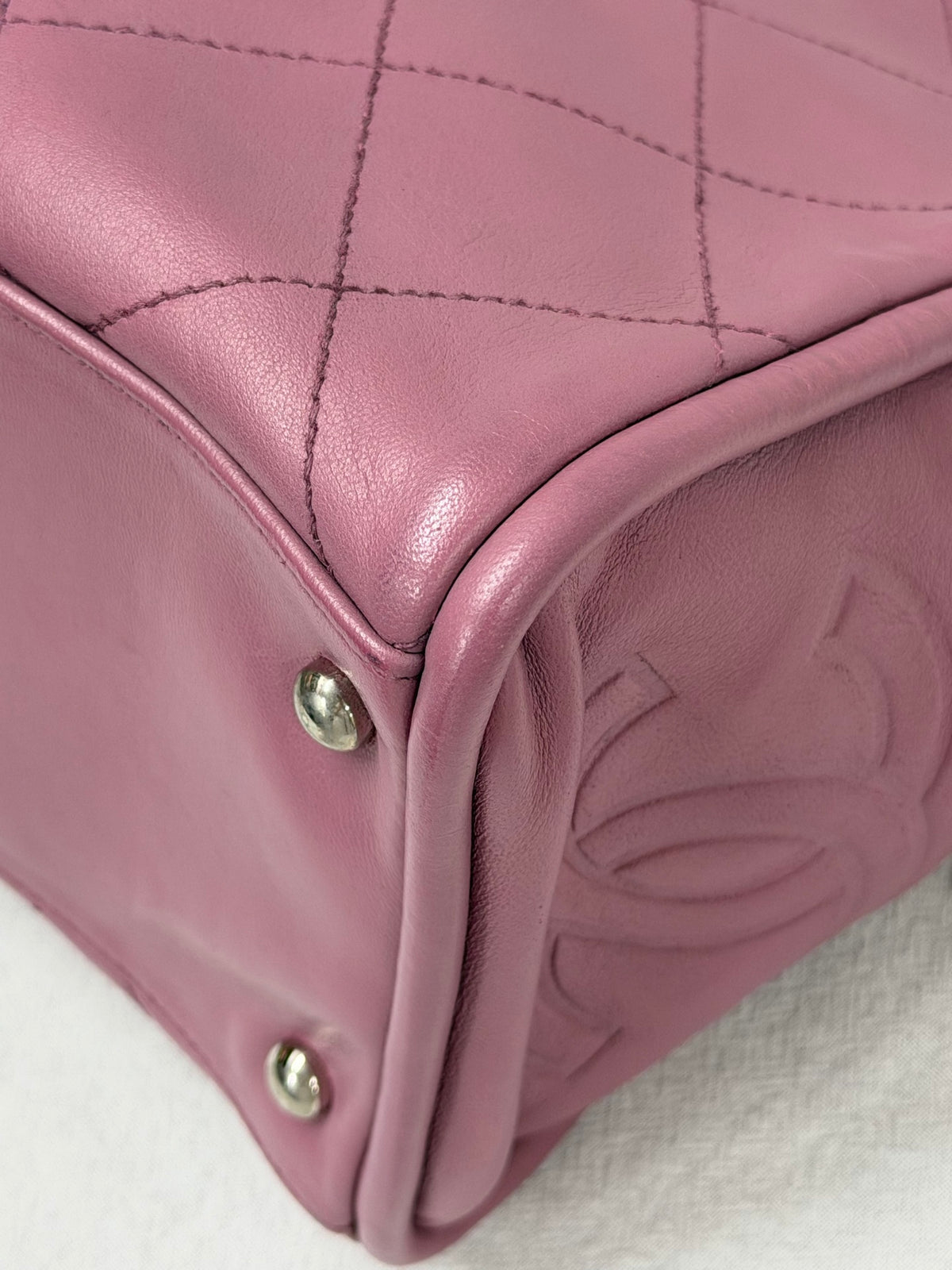 CHANEL Ultimate Soft Quilted Lambskin Frame Bag with CC Toggle Charm Pink