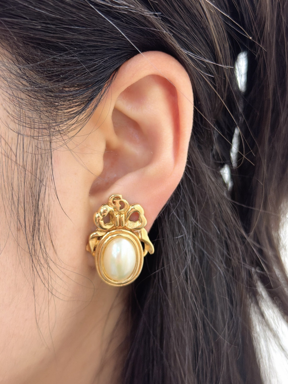 Christian Dior  Bow Ribbon Oval Faux Pearl Clip-On Earrings
