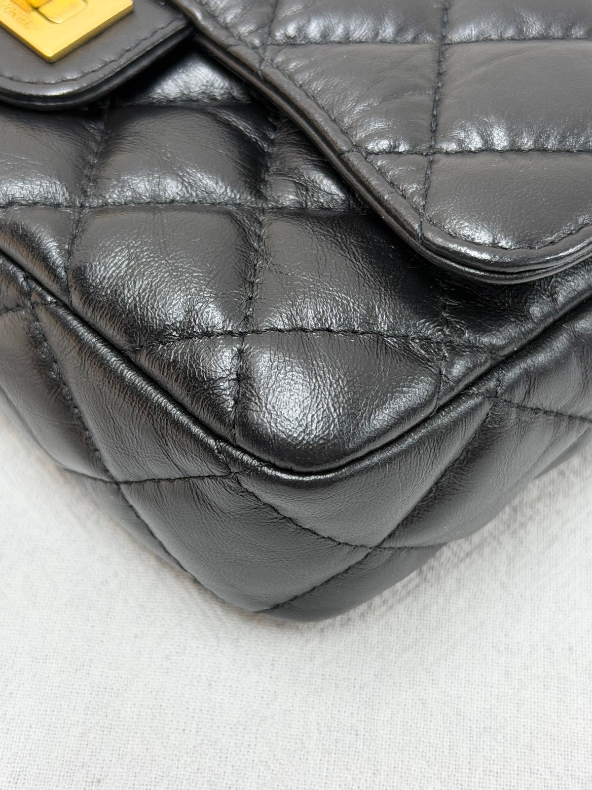 CHANEL 2.55 Reissue Quilted Aged Calfskin Wallet on Chain