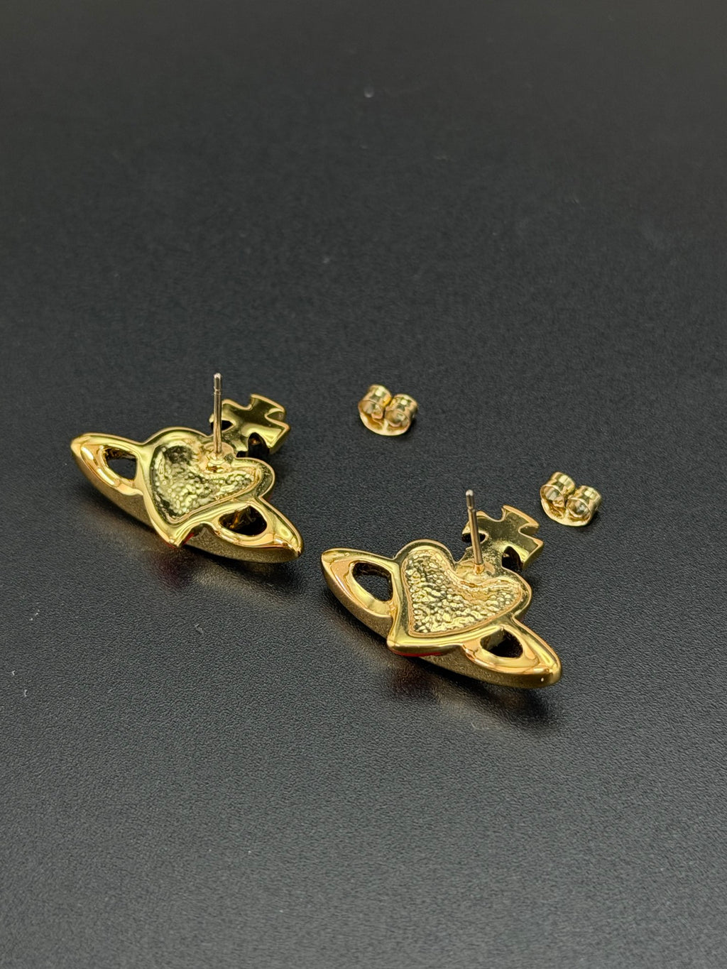Vivienne Westwood Fabianna Bas Relief Red Enamel Heart Orb Stud Earrings Gold