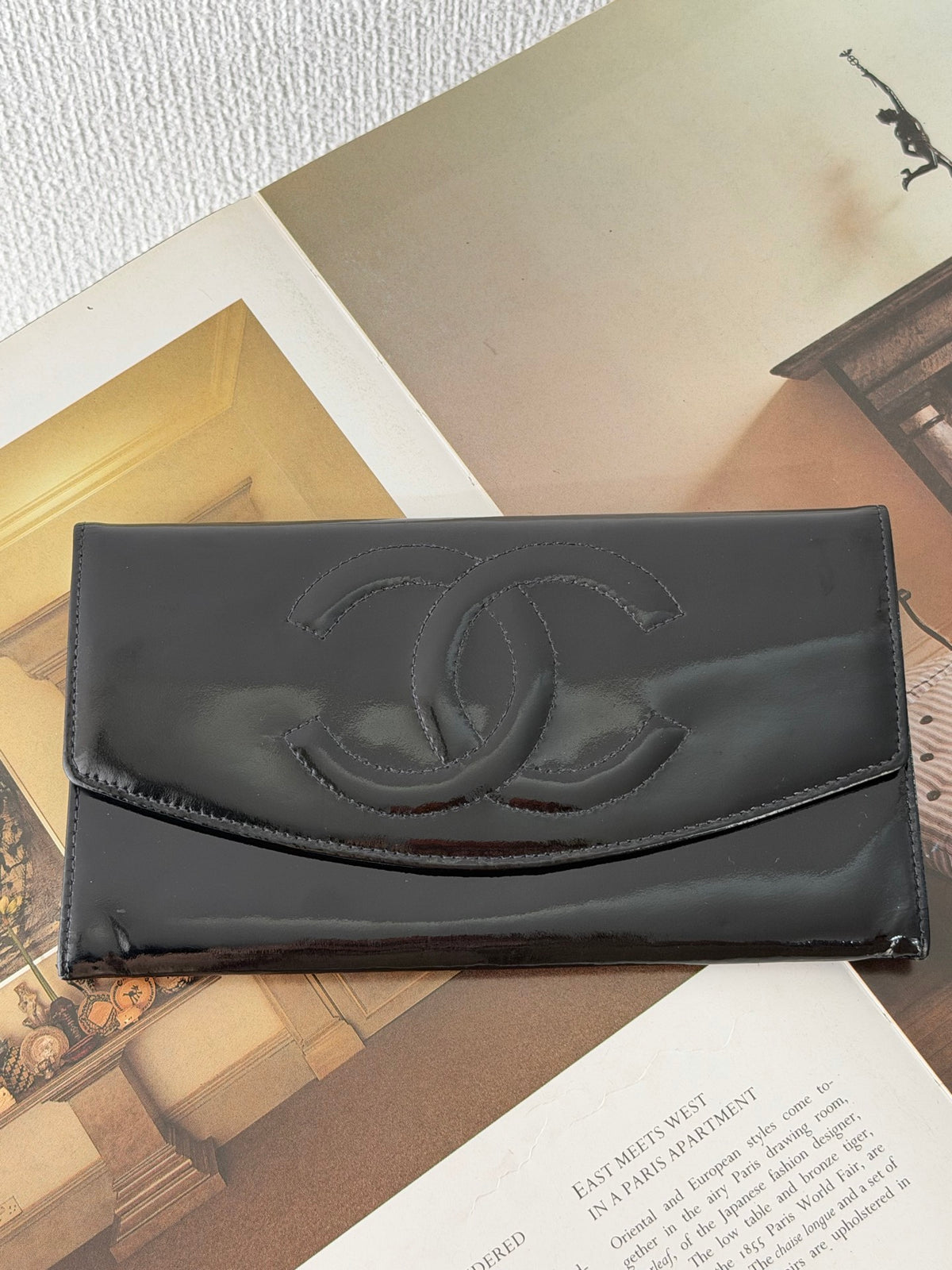 Chanel Timeless CC Large Black Patent Leather Clutch Wallet Bag