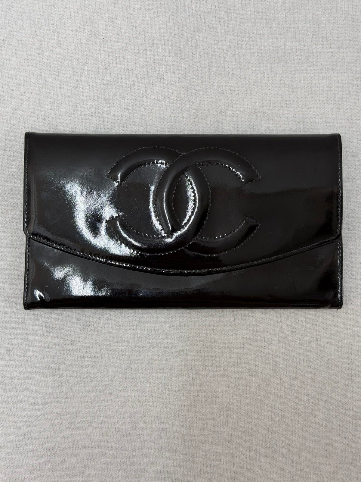 Chanel Timeless CC Large Black Patent Leather Clutch Wallet Bag