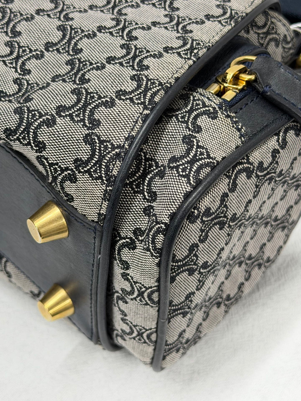 CELINE Triomphe Jacquard Canvas and Smooth Calfskin Side Zip Frame Shoulder Bag Black