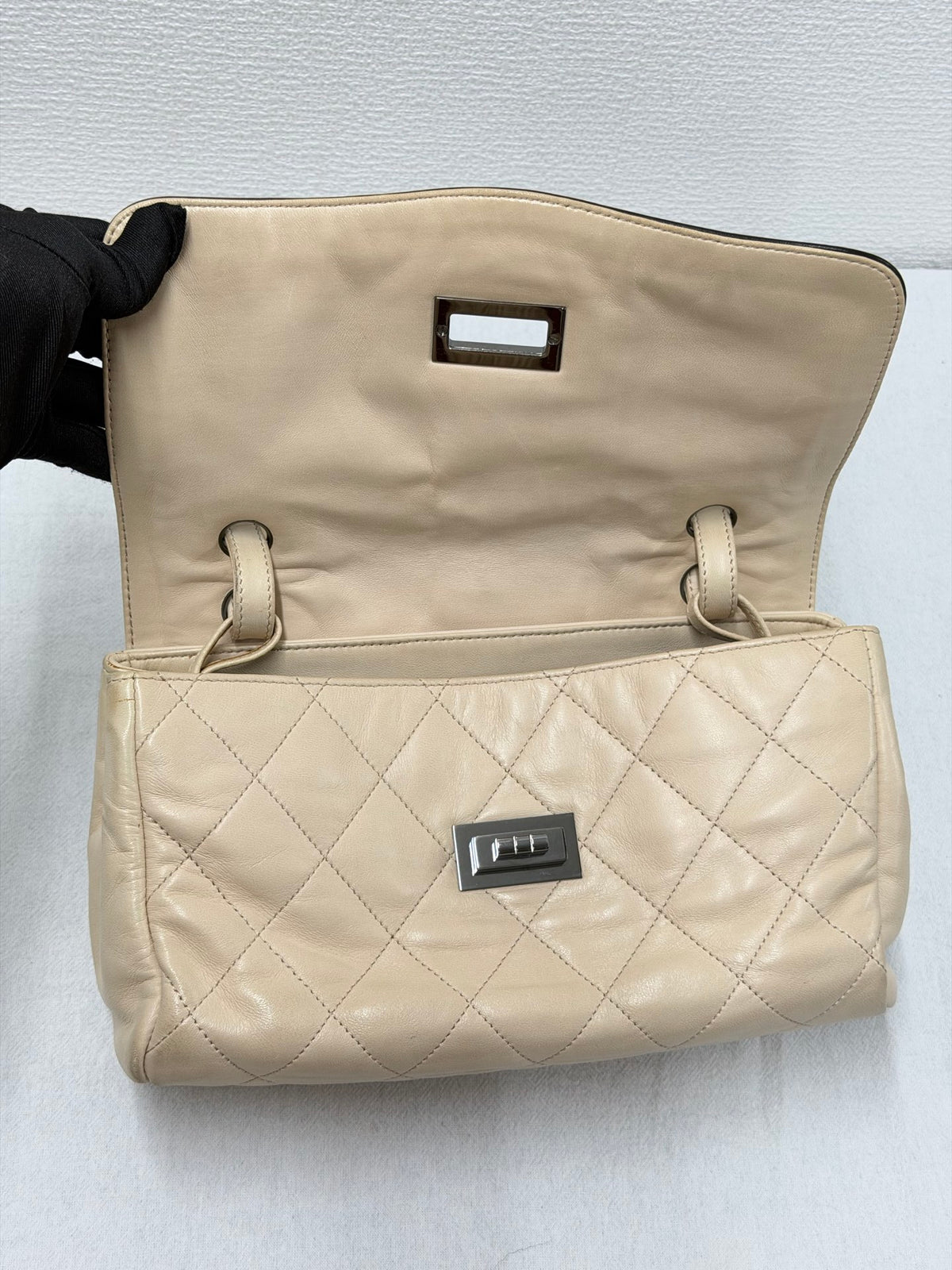 CHANEL  2.55 Reissue Quilted Lambskin Bicolor Flap Shoulder Bag