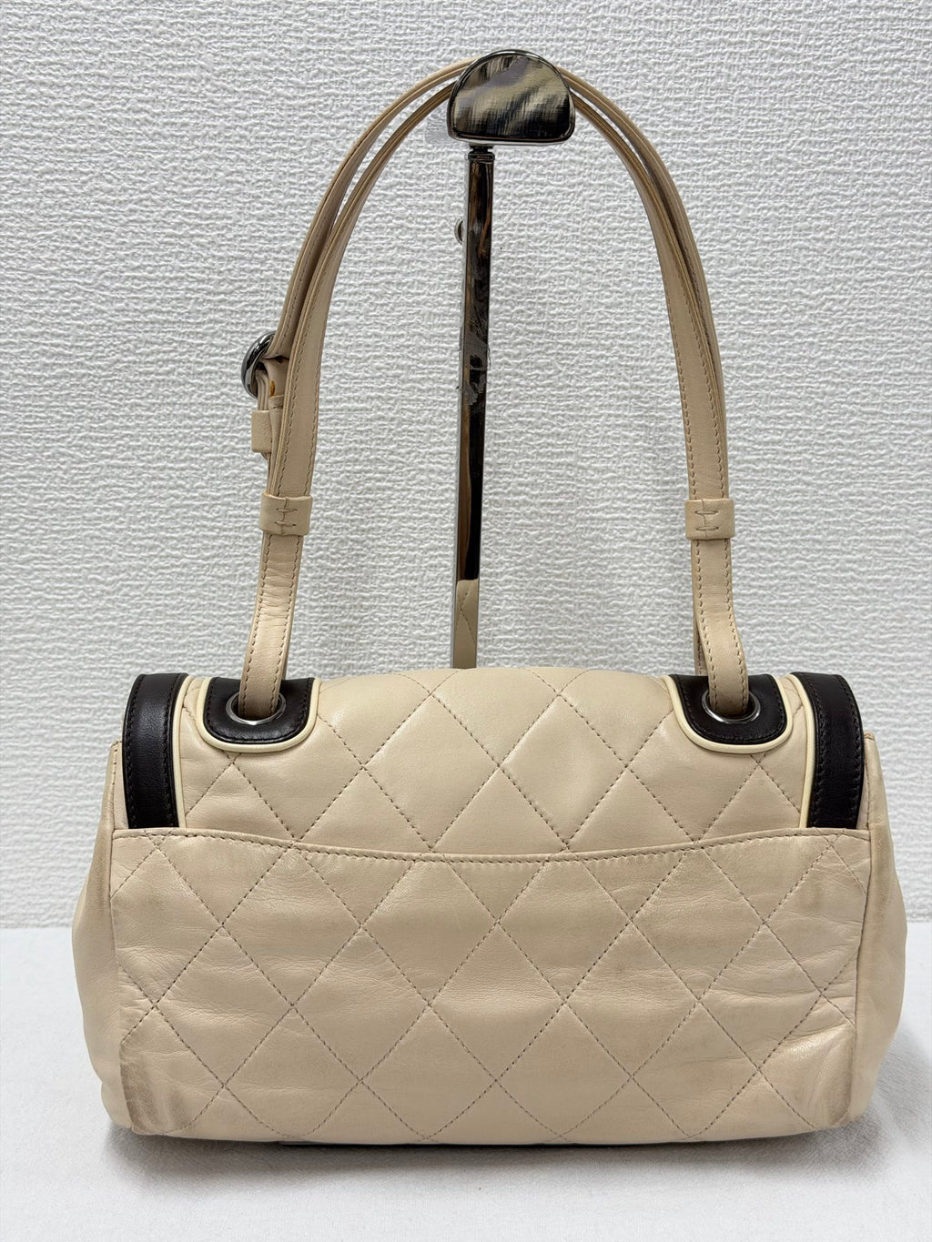 CHANEL  2.55 Reissue Quilted Lambskin Bicolor Flap Shoulder Bag