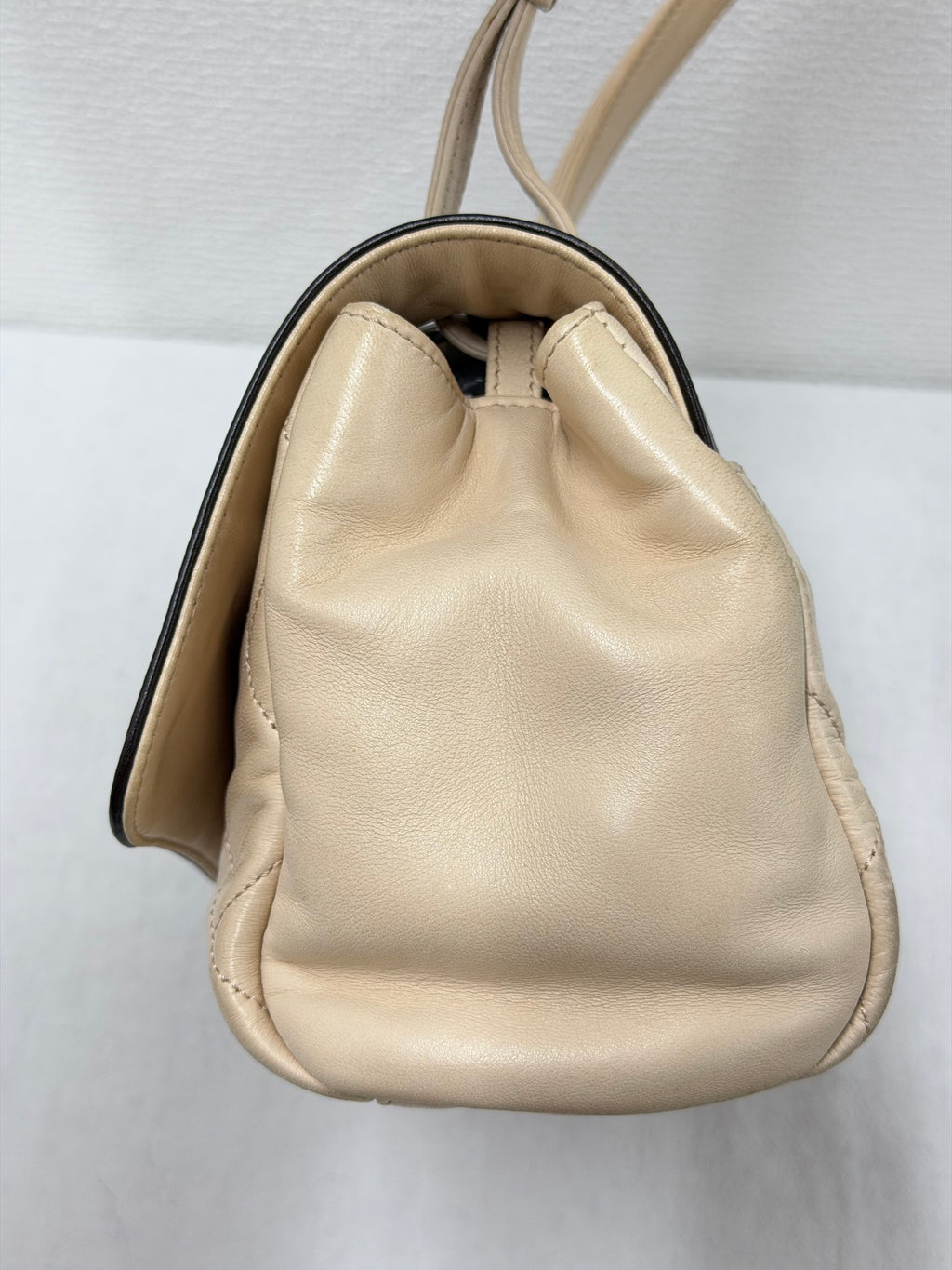 CHANEL  2.55 Reissue Quilted Lambskin Bicolor Flap Shoulder Bag