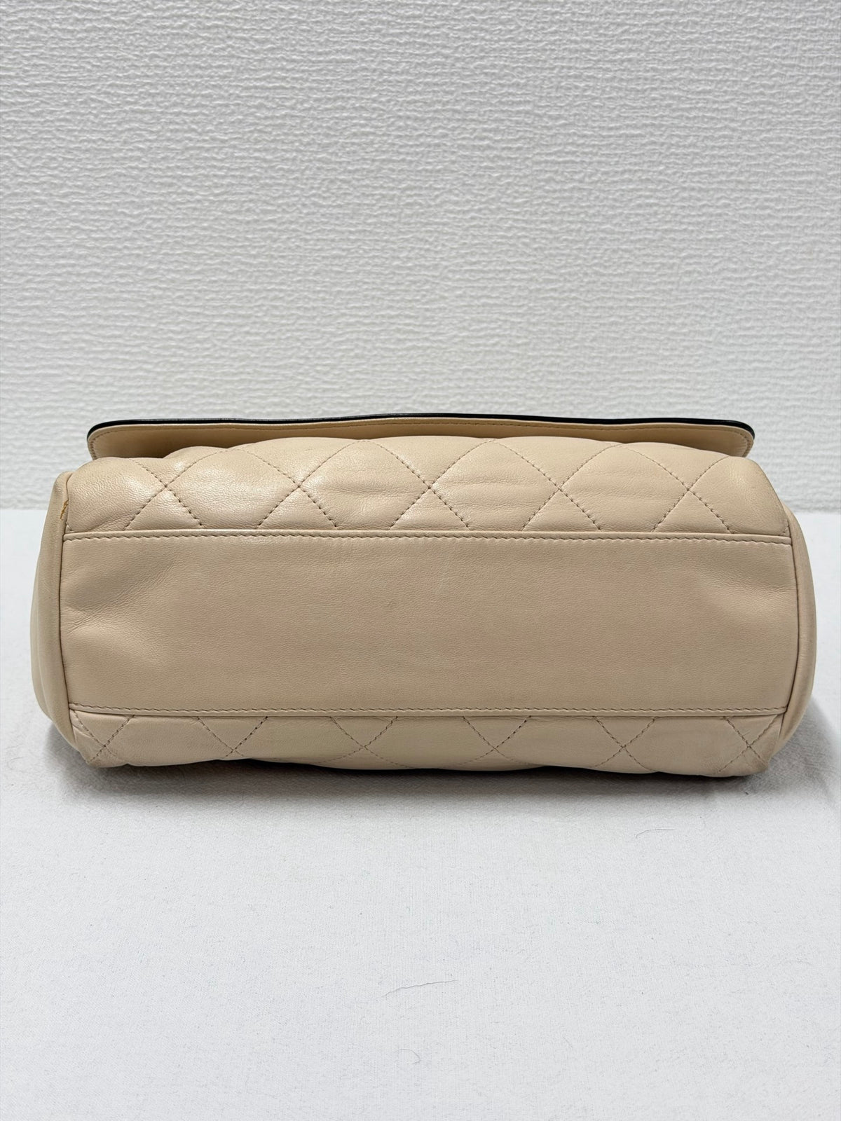 CHANEL  2.55 Reissue Quilted Lambskin Bicolor Flap Shoulder Bag