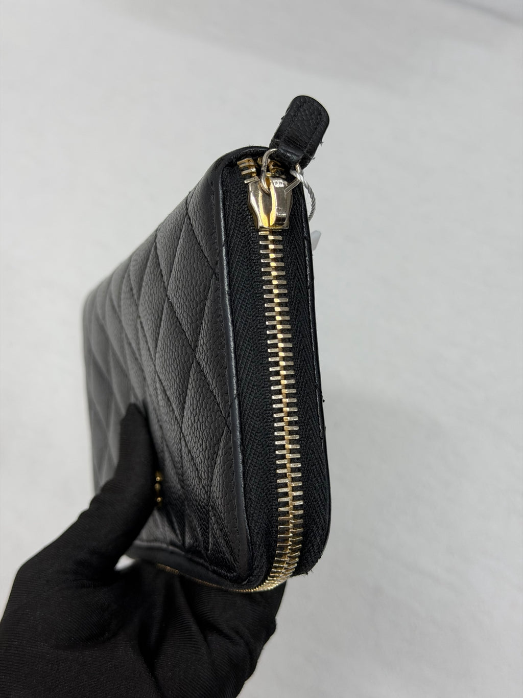 CHANEL  Classic Medium Zipped Wallet Caviar Skin Black Gold Hardware