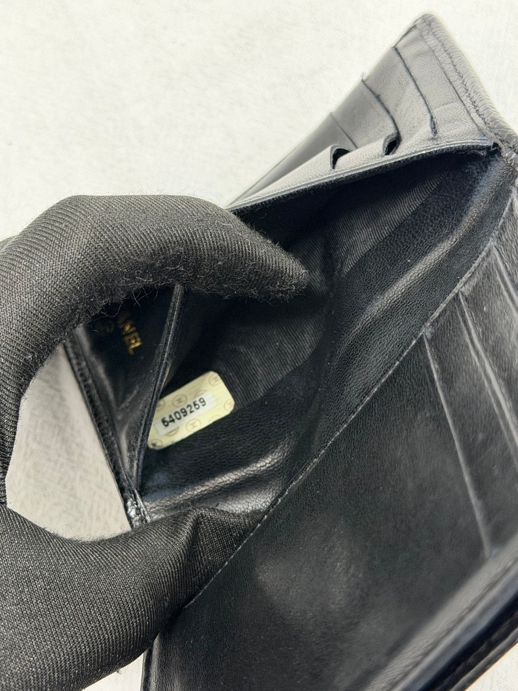 CHANEL Double C Cavier Bifold Wallet