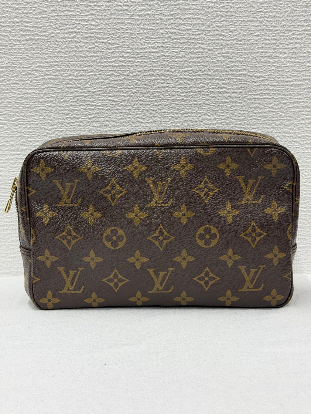 Louis Vuitton Monogram Trousse Toilette 23 Cosmetic Pouch  Bag