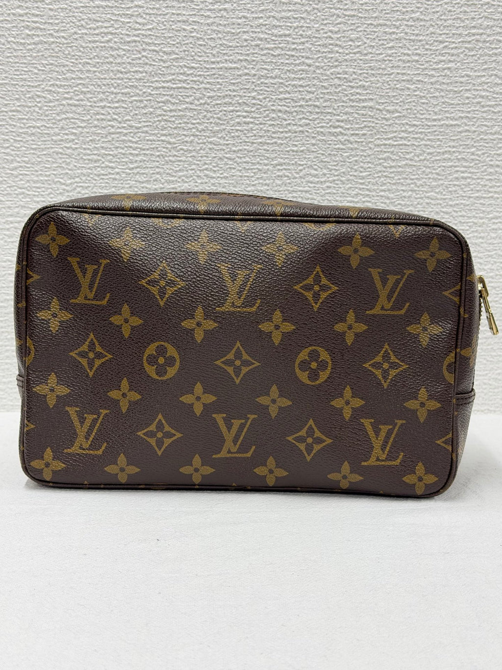 Louis Vuitton Monogram Trousse Toilette 23 Cosmetic Pouch  Bag