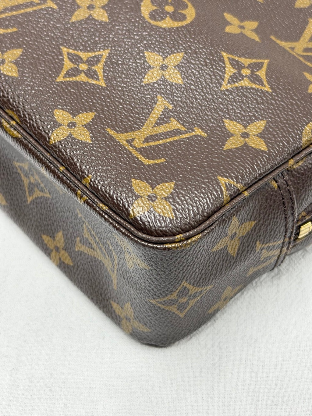 Louis Vuitton Monogram Trousse Toilette 23 Cosmetic Pouch  Bag